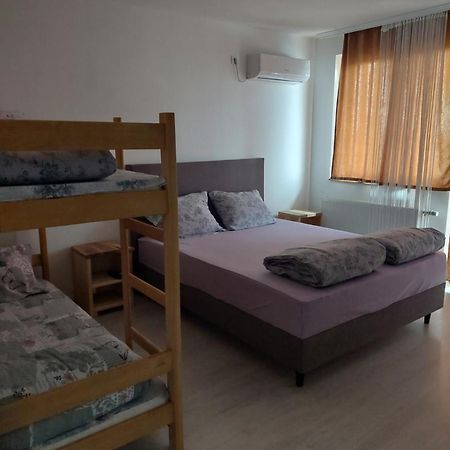 Hotel Restoran Bmb Odžak Zewnętrze zdjęcie