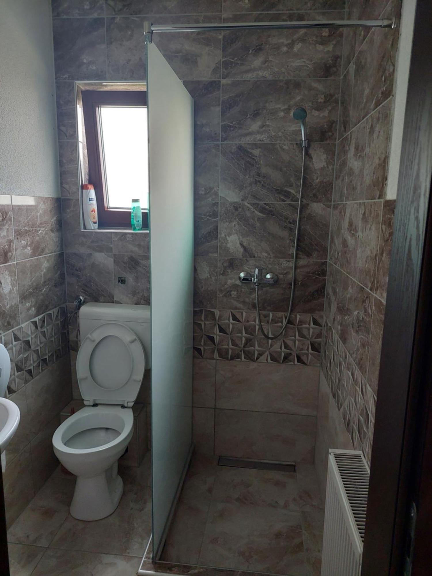 Hotel Restoran Bmb Odžak Zewnętrze zdjęcie